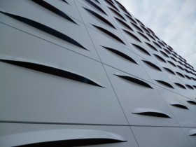Acodi : le CFA de Chartres s’offre une nouvelle façade design avec des ouïes 3D !