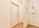 Mini cloison de salle de bain : structurer son espace avec WEDI