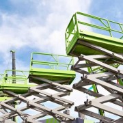 MNG SORARE dévoile sa gamme 2025 de nacelles ciseaux