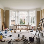 Quels matériaux choisir pour gagner en efficacité sur un chantier de rénovation intérieure ?