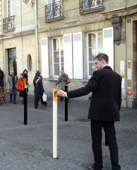 Le poteau-cendrier PROCITY : le mobilier urbain au service de la propreté des villes